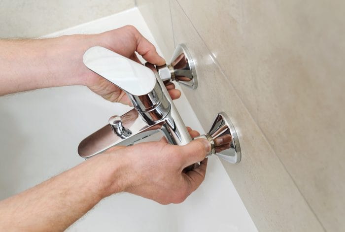 the manner to repair bathtub faucet