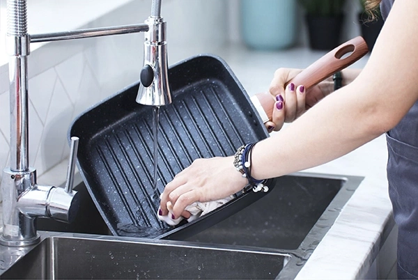 kitchen sink drain cleaning